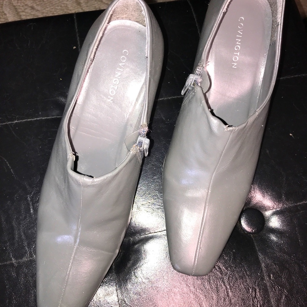 Covington 6.5 Booties - Picture 2 of 8